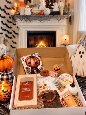 Carnelian Hey Pumpkin Boo Box 👻 one of a kind 🎃